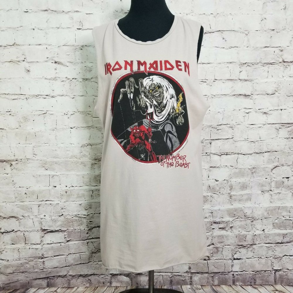 Divided White Sleeveless Graphic Dress